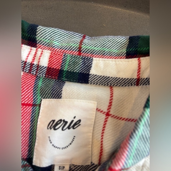 Aerie Plaid White/Red/Green Button-Up Shirt Size Small NWT - Picture 5 of 7